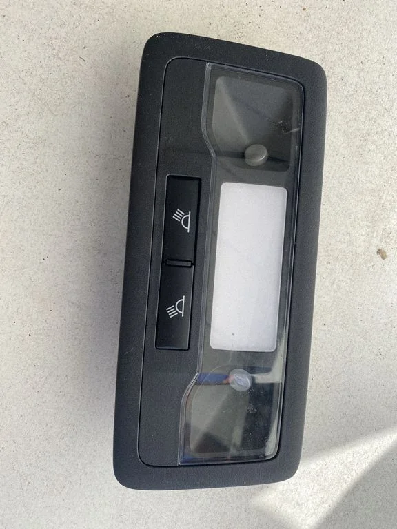 Rear seat light GE30105260