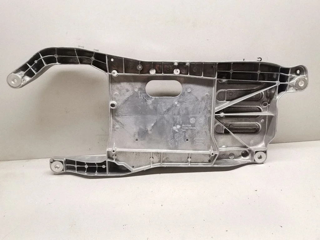 Kliimakompressori kinnitusklamber – BMW iX1 (2022-)