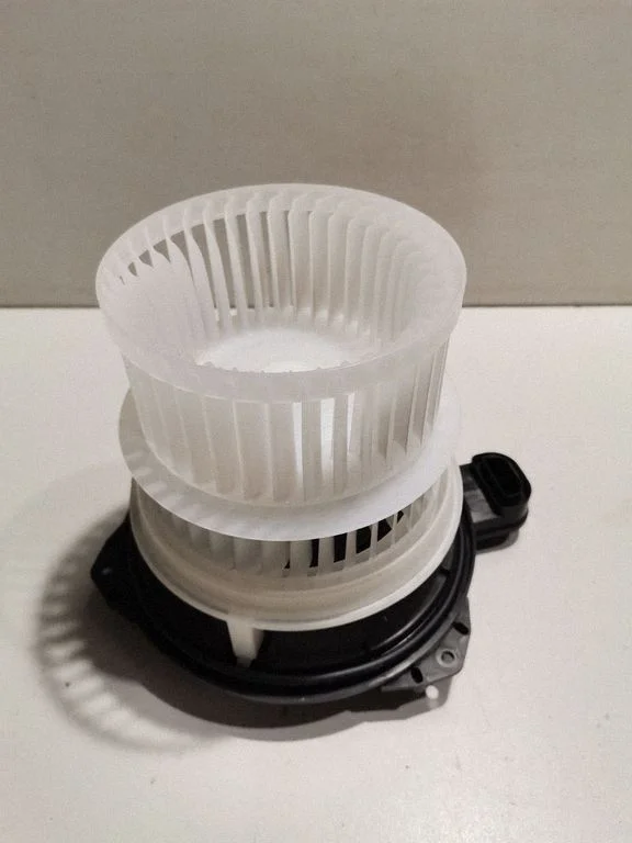 Heater fan/blower 8071T2