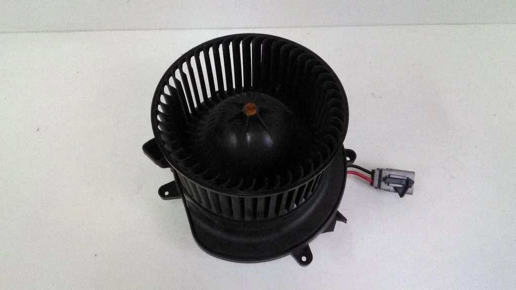 Heater fan/blower GR3B19846B