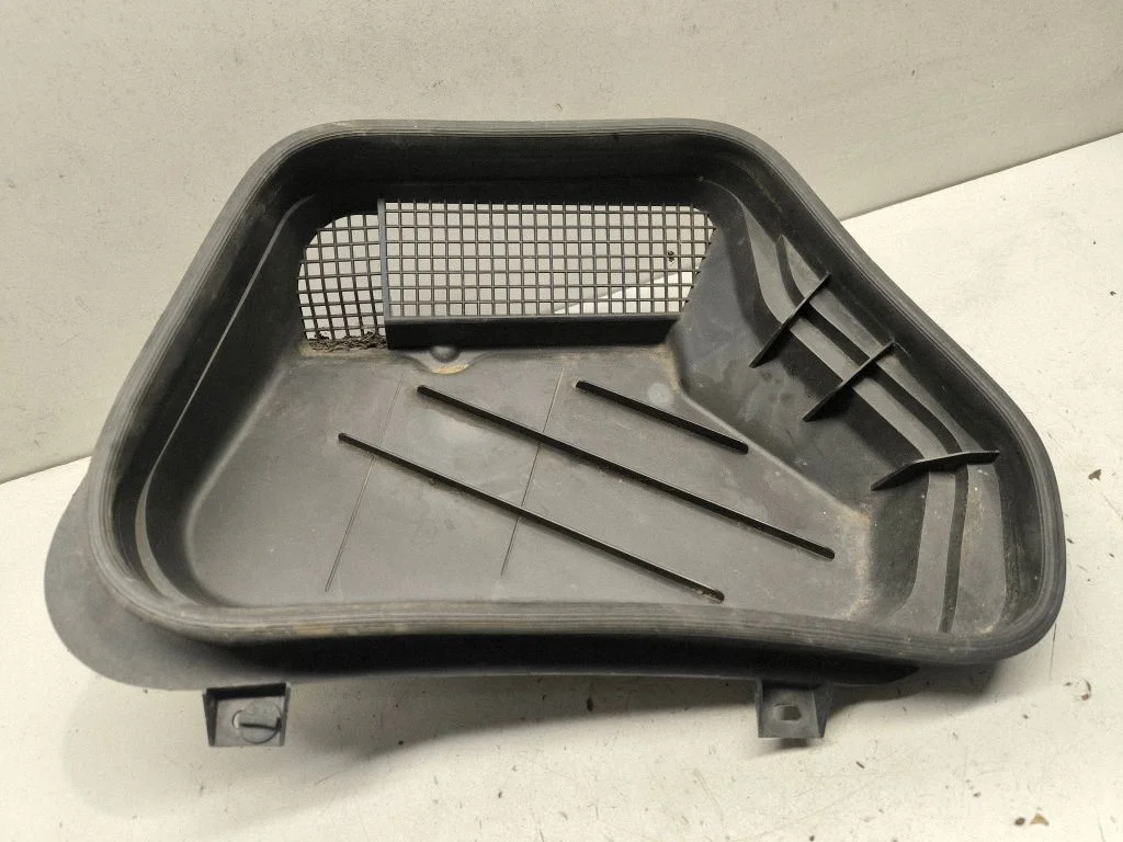 Cabin air micro filter cap A1728300144