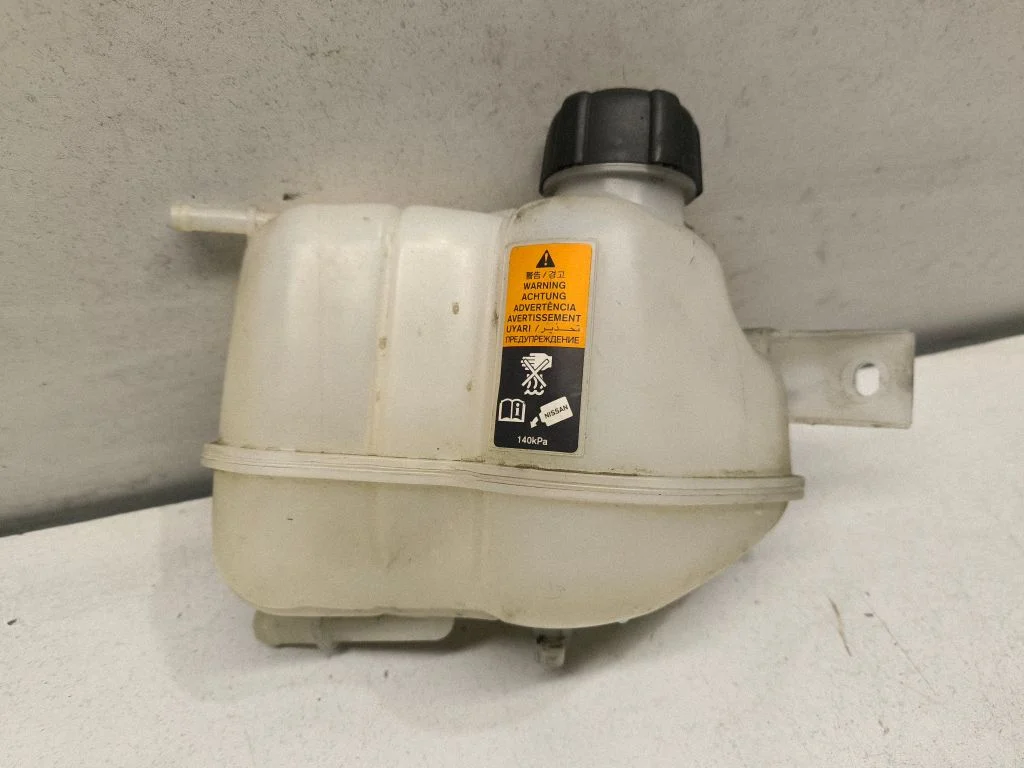 Coolant expansion tank/reservoir – Nissan X-Trail T32 (2014-2021)