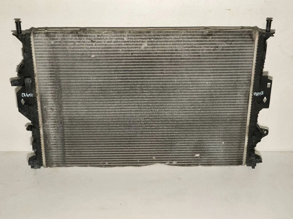 Coolant radiator – Land Rover Evoque I (2011-2018)