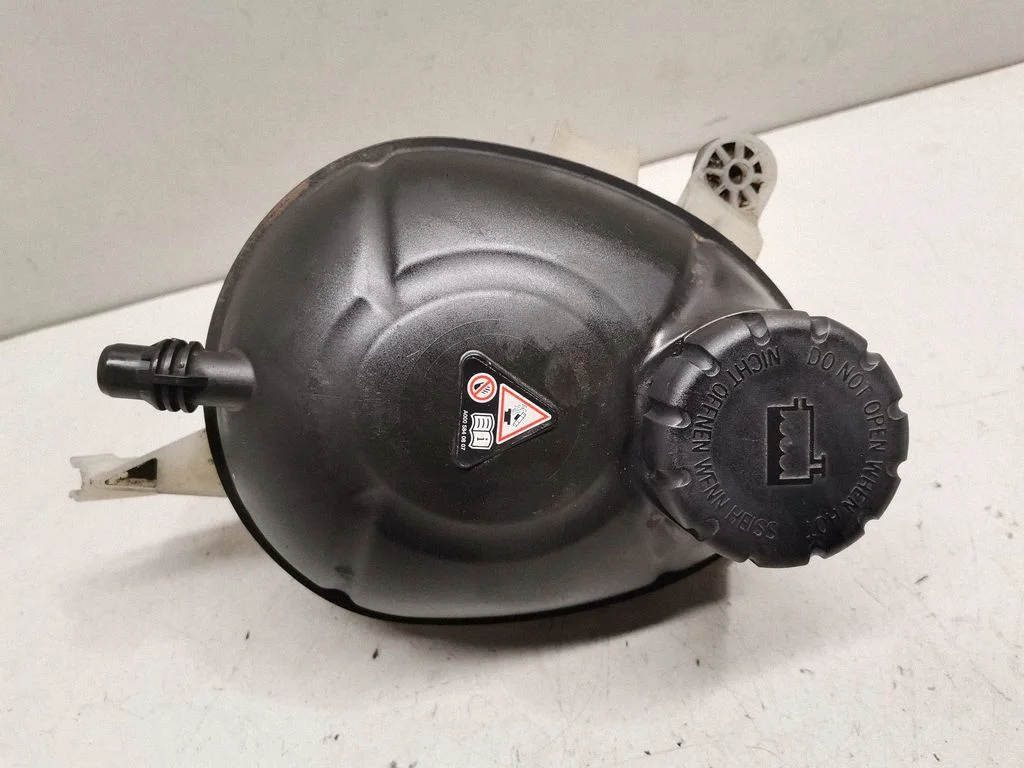 Coolant expansion tank/reservoir A2055000049