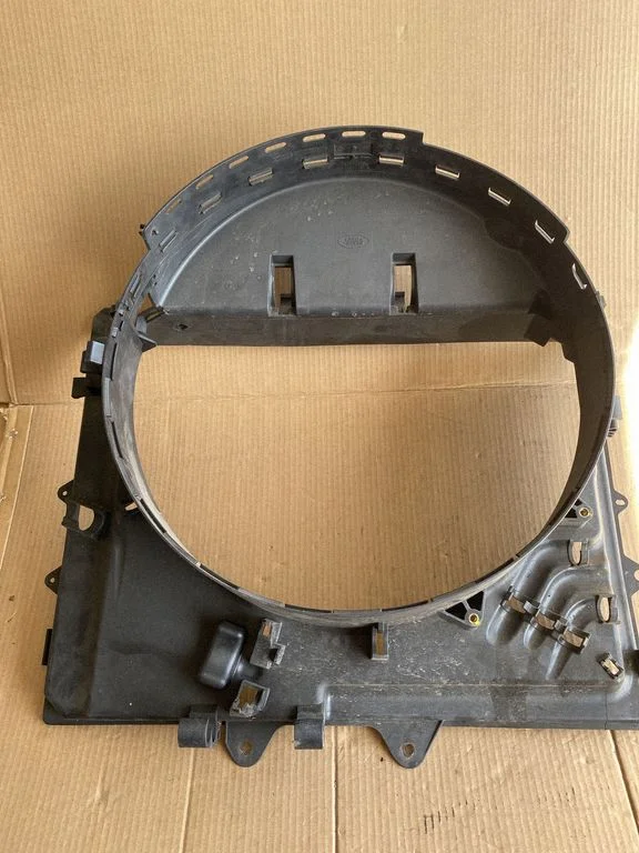 Radiator cooling fan shroud AH328K619AC