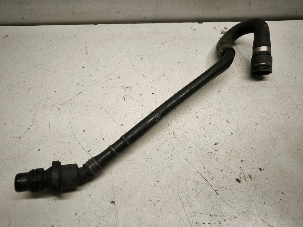 Engine coolant pipe/hose A2642002001