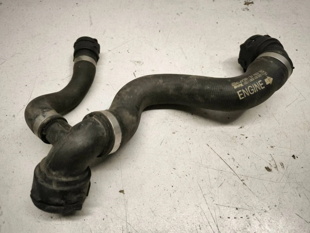 Engine coolant pipe/hose A2055018301