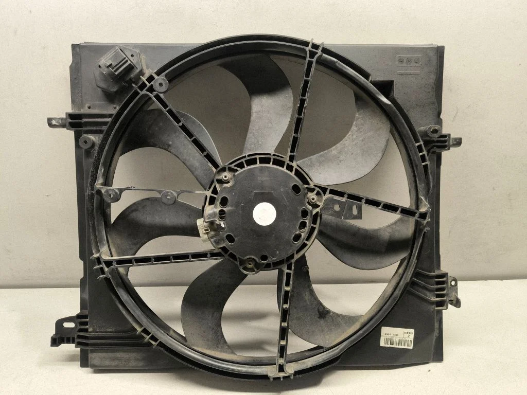 Electric radiator cooling fan 214814BE0A
