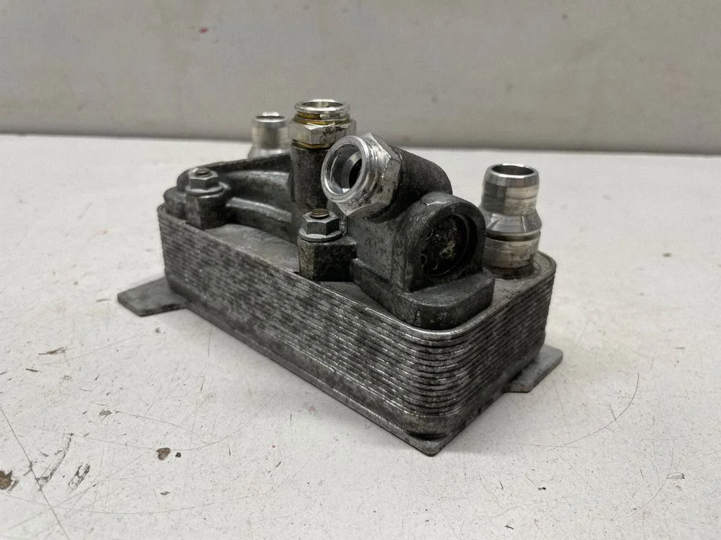 Gearbox / Transmission oil cooler A0995002500