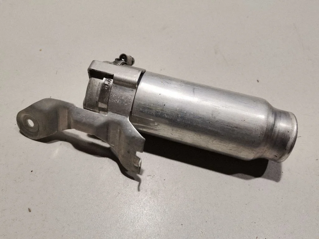Air conditioning (A/C) air dryer – Porsche 911 991 (2011-2019)