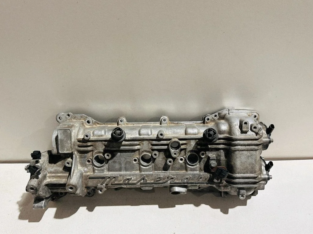 Rocker cam cover 298701
