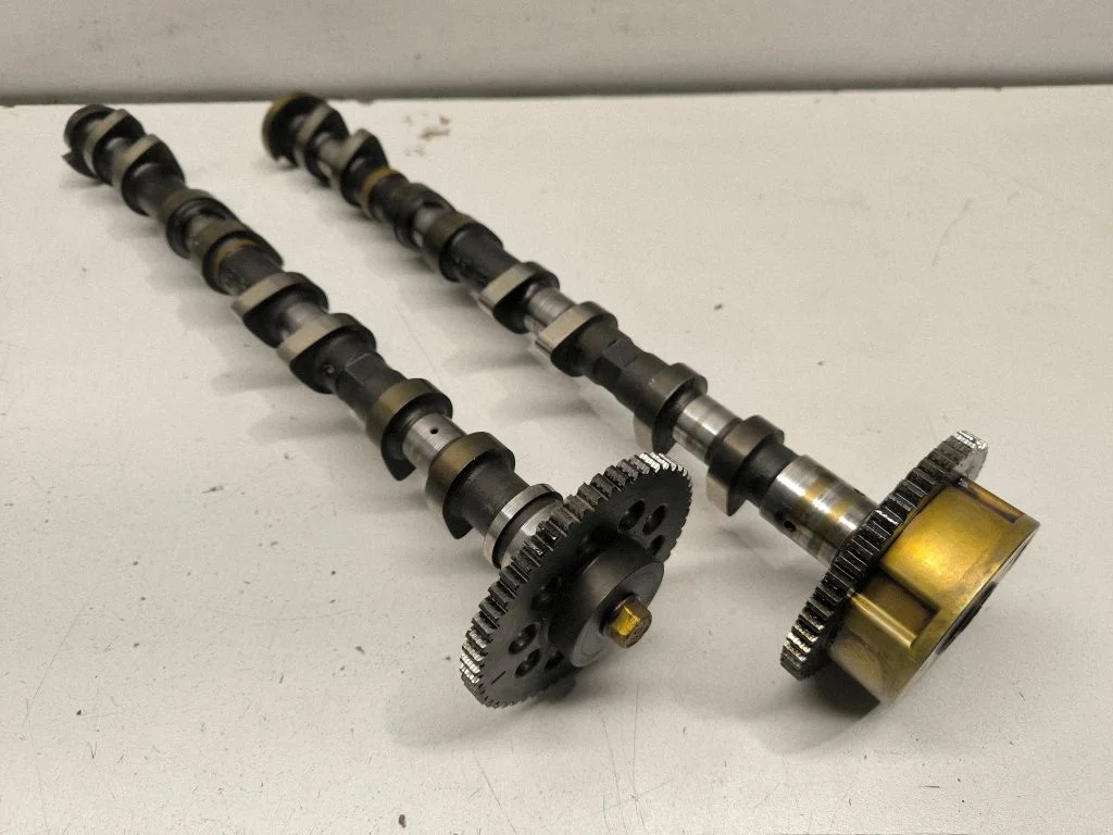 Camshaft 40A2