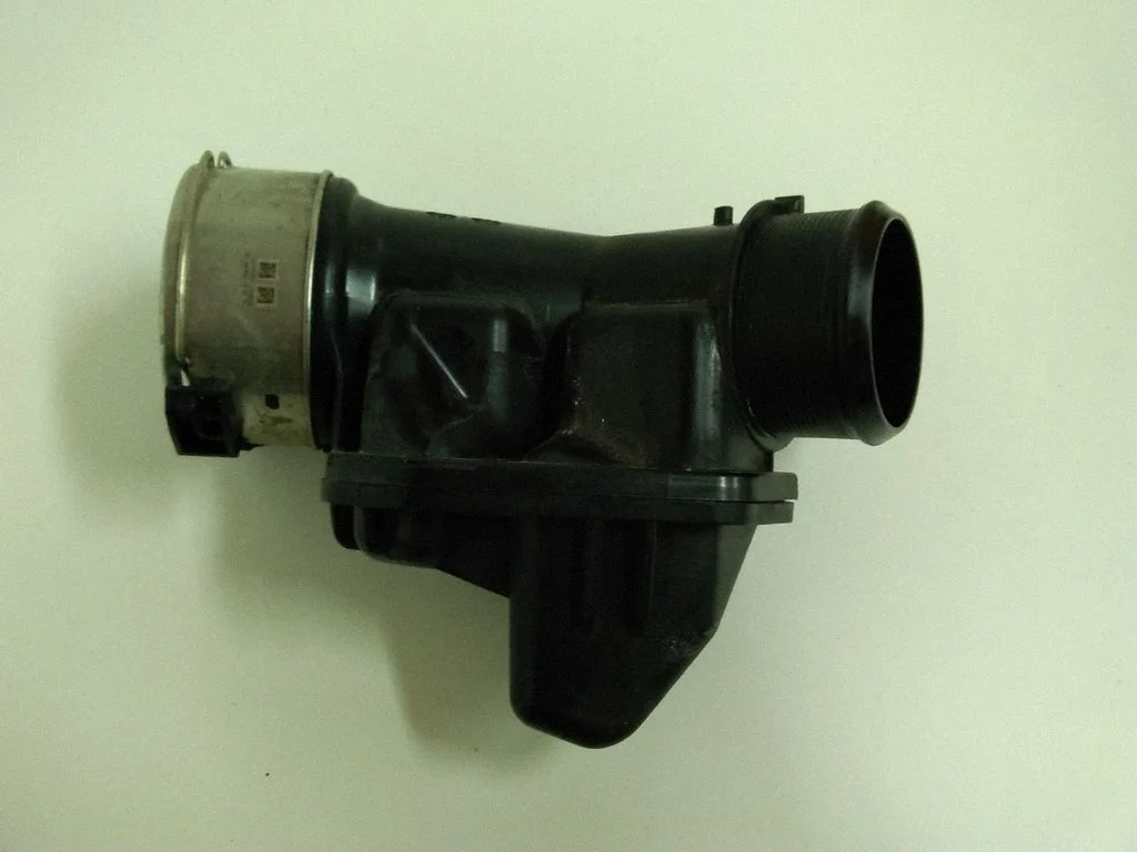 Jahutustoru(d)/-voolik(ud) 31422061