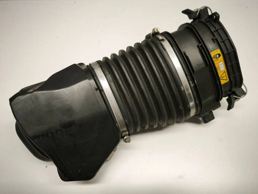 Air intake duct part A6540901200