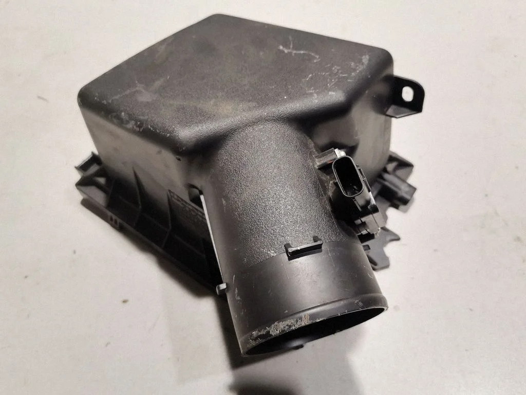 Air filter box cover – Lexus NX (2014-2021)