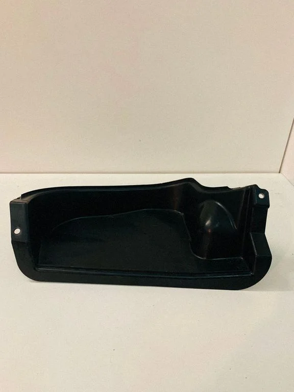 Air filter box cover – Porsche Macan (95B) (2019-)