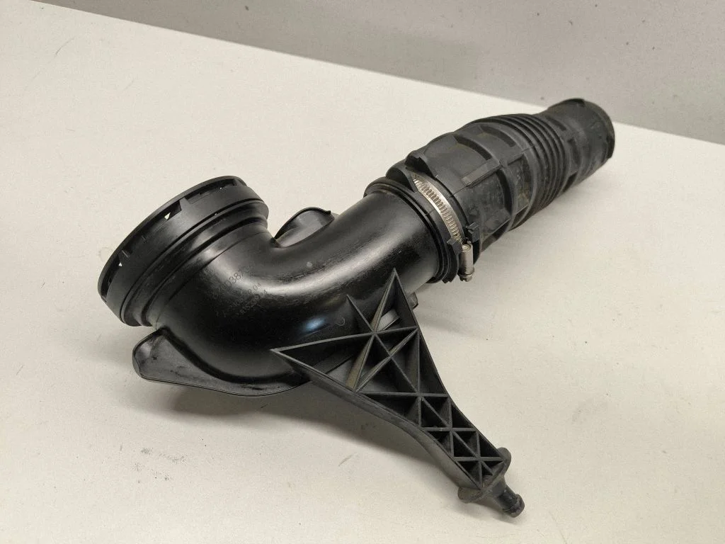 Turbo õhu sisselasketoru/ -voolik 670038729