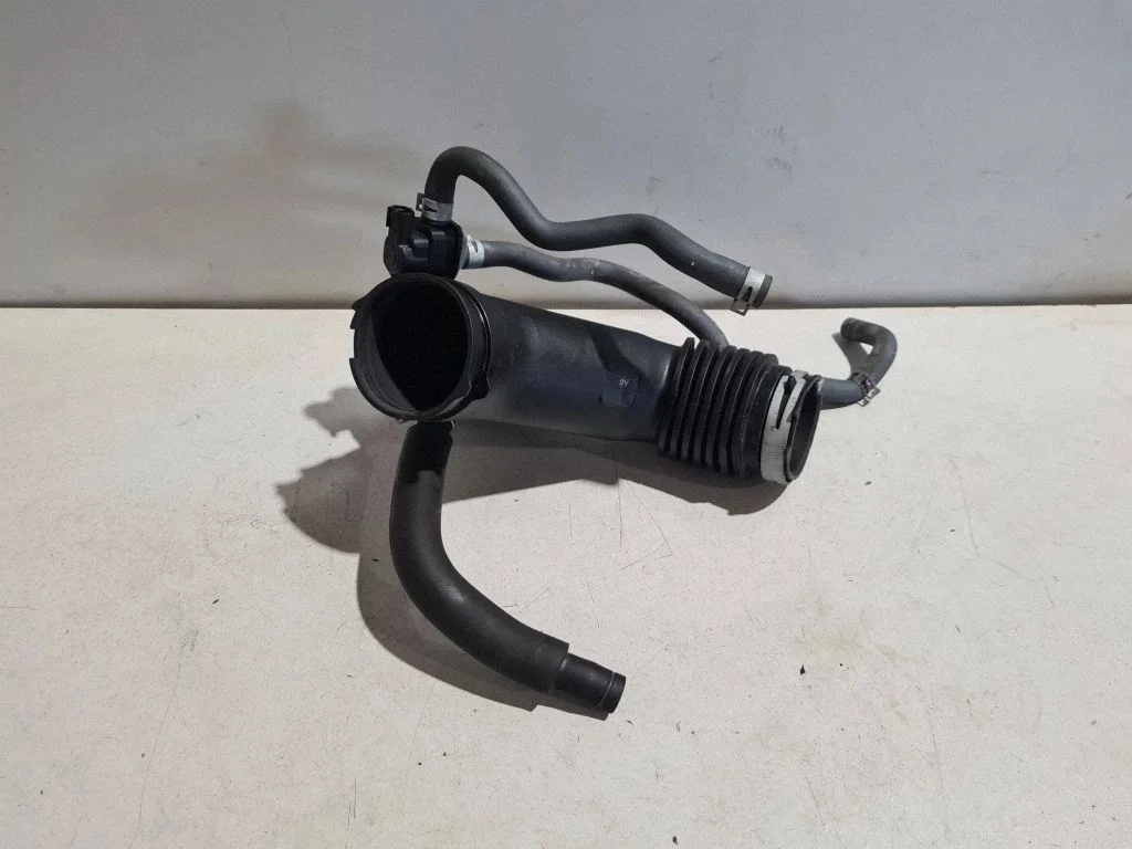 Turbo air intake inlet pipe/hose 9091012279