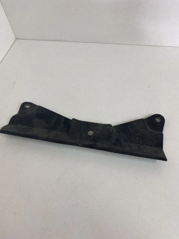 Fuel tank bottom protection FR3C9N226