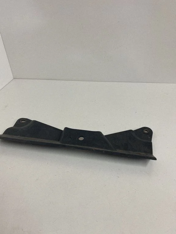 Fuel tank bottom protection FR3C9N226