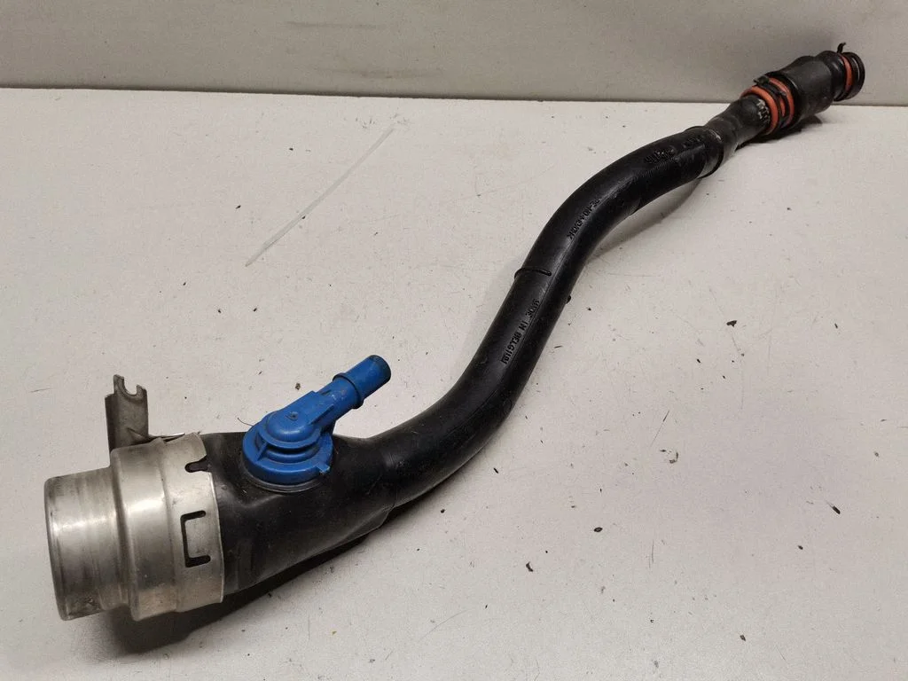 Fuel tank filler neck pipe – Porsche 911 991 (2011-2019)