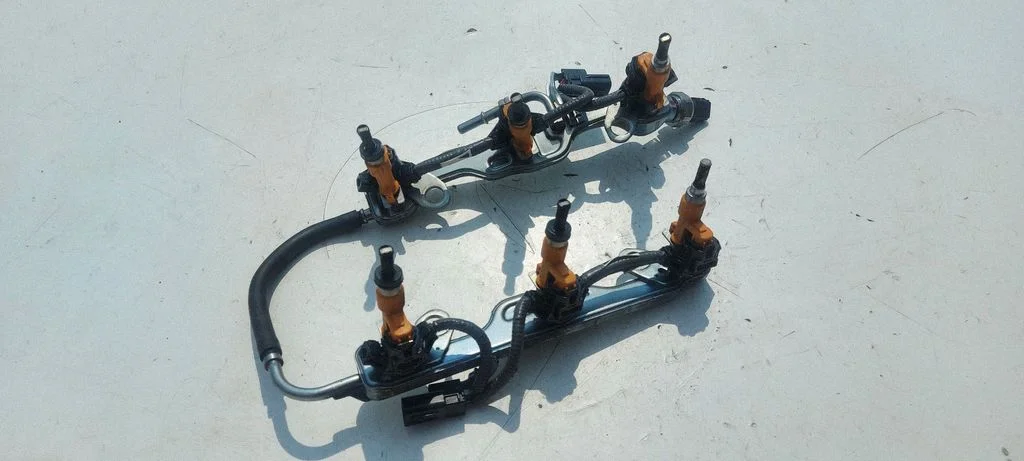 Fuel injectors set
