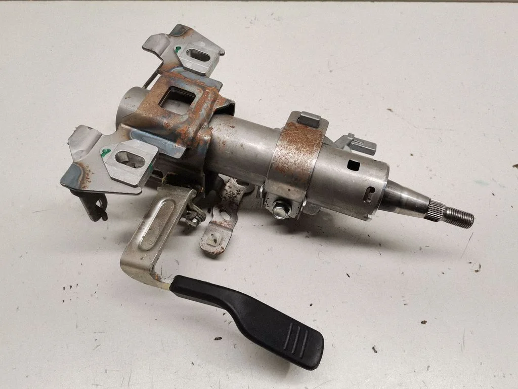 Steering wheel axle JJ00100875