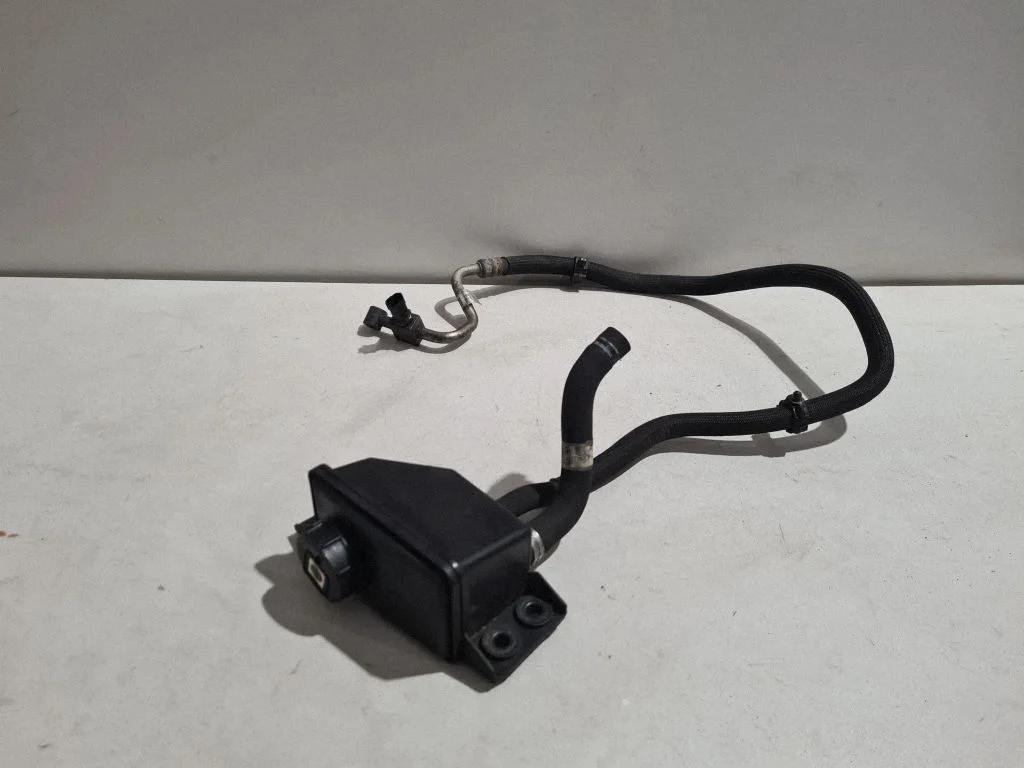 Power steering fluid tank/reservoir – Maserati Ghibli (2013-)