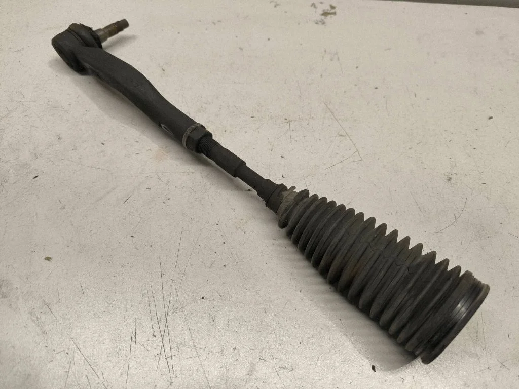 Steering tie rod – Toyota Avensis T270 (2015-2018)