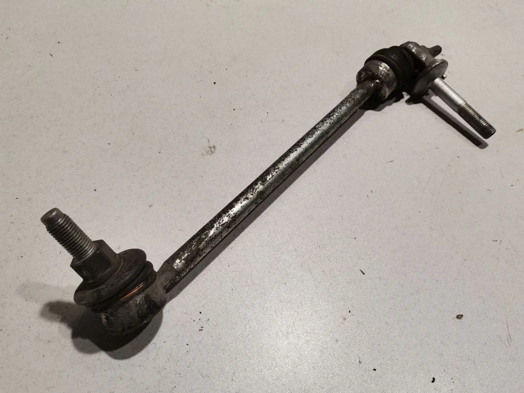 Front anti-roll bar/stabilizer link – Mercedes-Benz GLC-Class C253 (2016-)