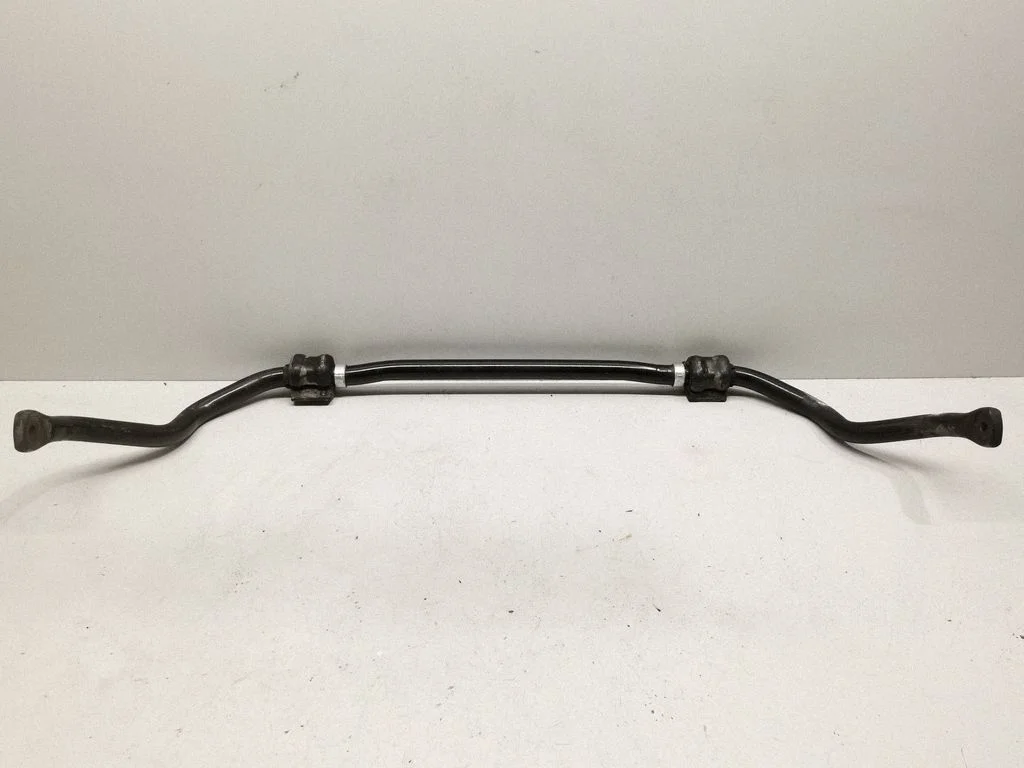 Eesmine stabilisaator (kaldevarras) – Lexus NX (2014-2021)