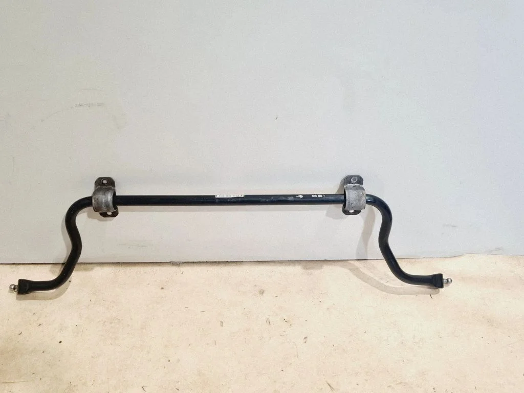 Front anti-roll bar/sway bar J8A25482CB