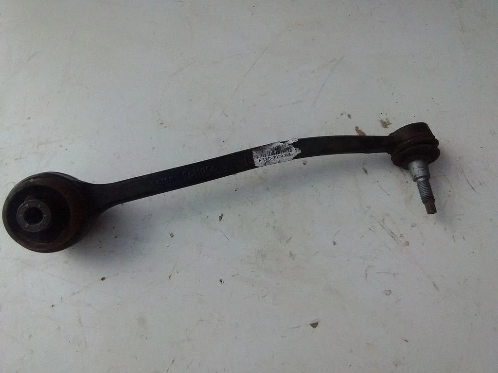 Front control arm FR3C3079BA