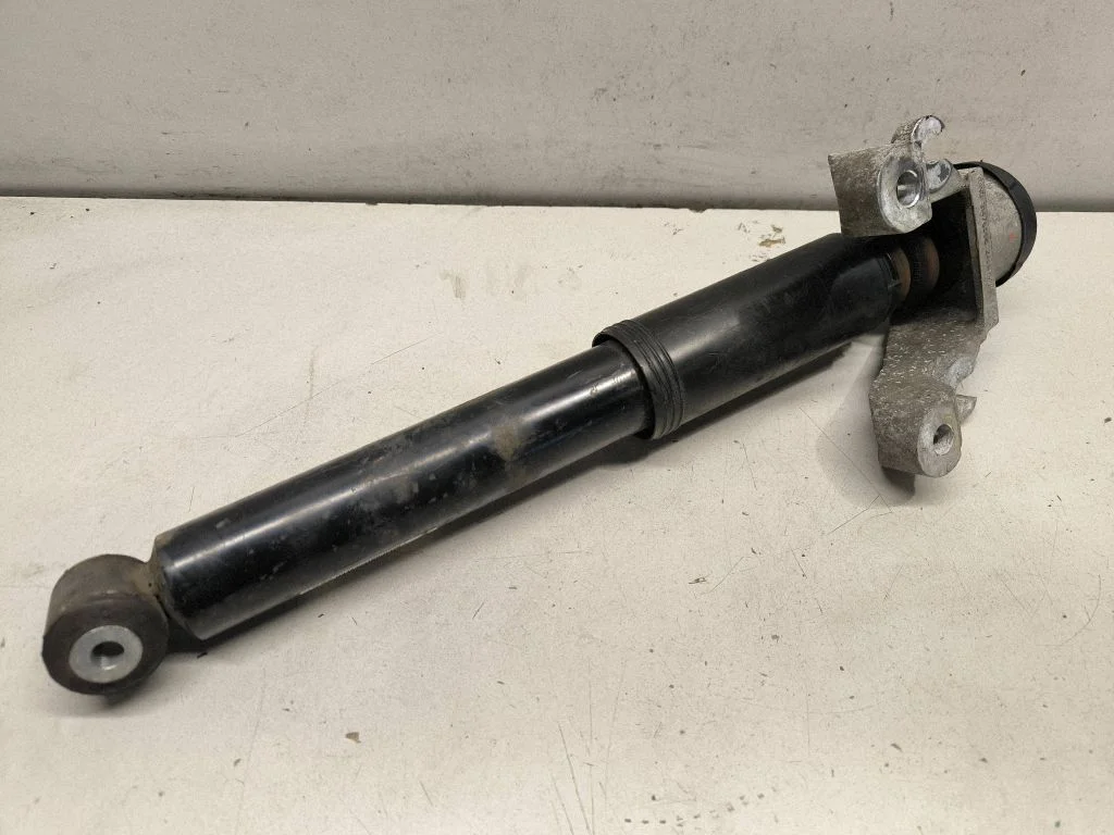 Rear shock absorber/damper – Volvo S90, V90 (2016-)