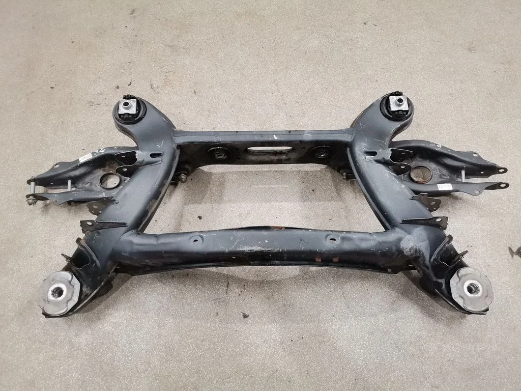 Rear subframe – Mercedes-Benz C-Class W205 (2014-2021)