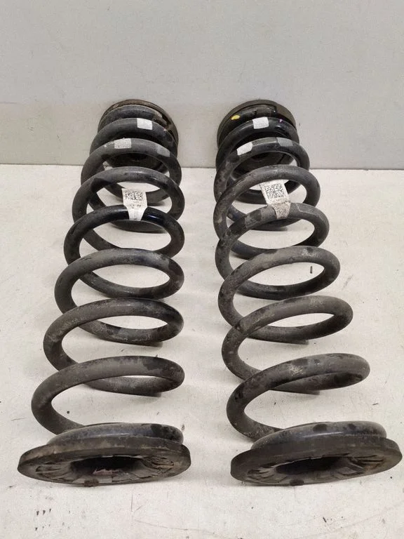 Tagumine keerdvedru 55330K4000