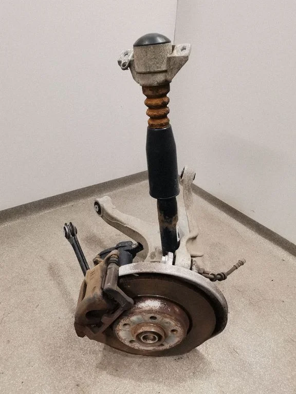Rear wheel hub spindle/knuckle 8R0505311F