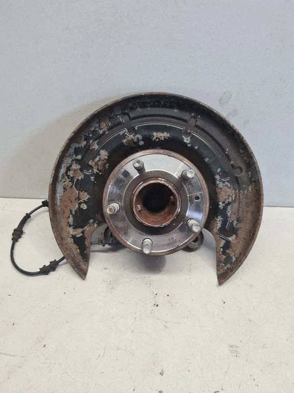 Rear wheel hub 13507454