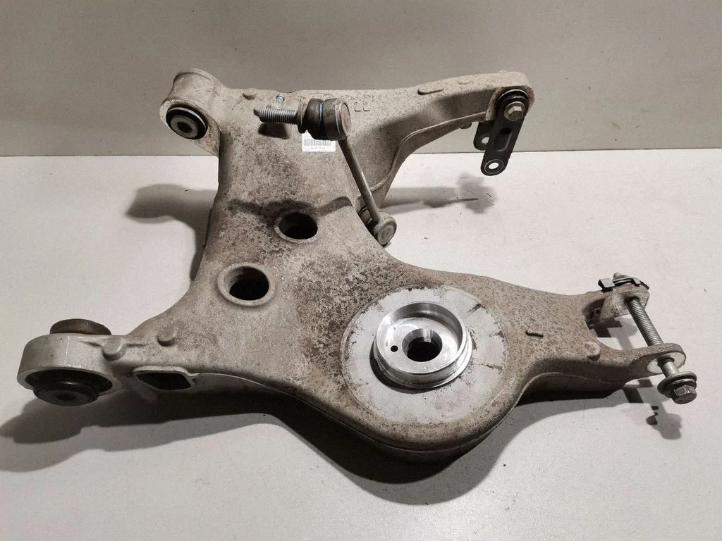 Rear upper control arm/wishbone LPLA5B530AF