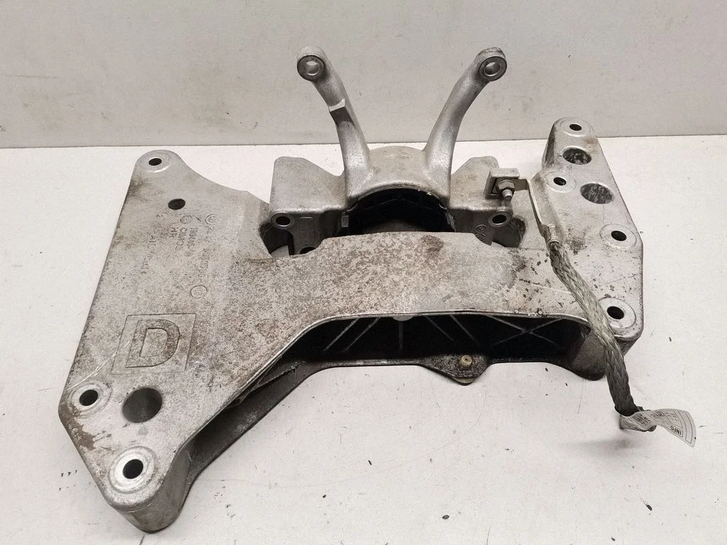 Gearbox mounting bracket – BMW 3 Series G20 G21 (2019-)