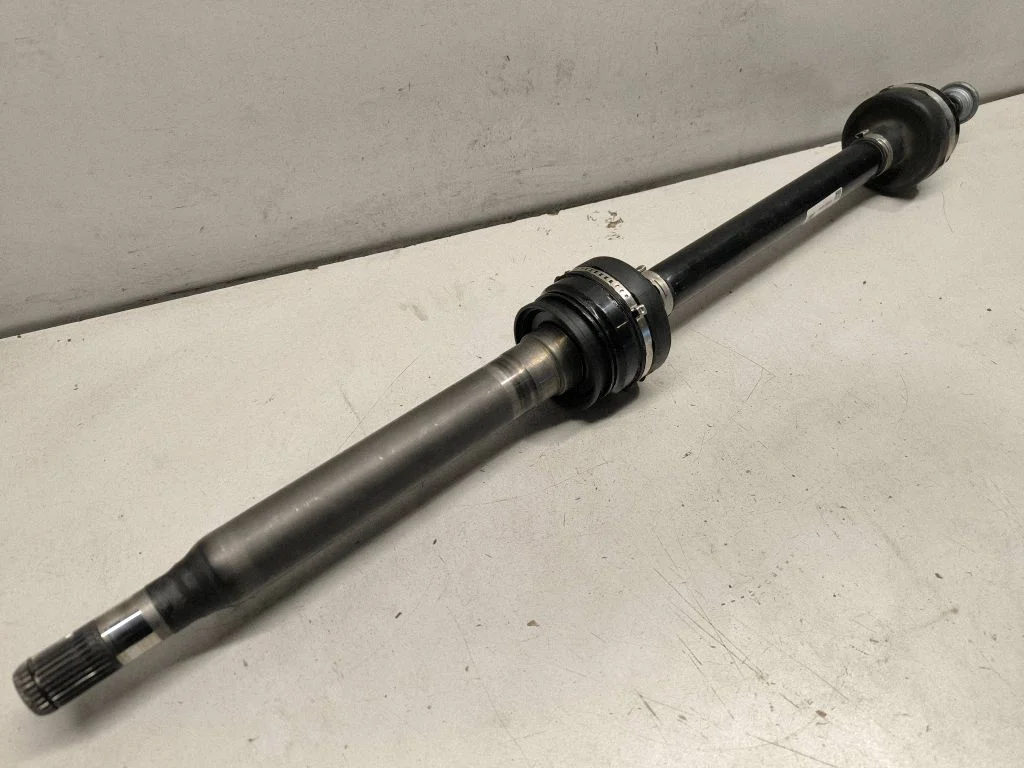 Rear driveshaft 7560820