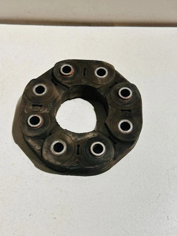 Rear prop shaft donut coupling/joint – Mercedes-Benz S-Class W222 (2013-)