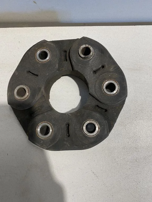Rear prop shaft donut coupling/joint