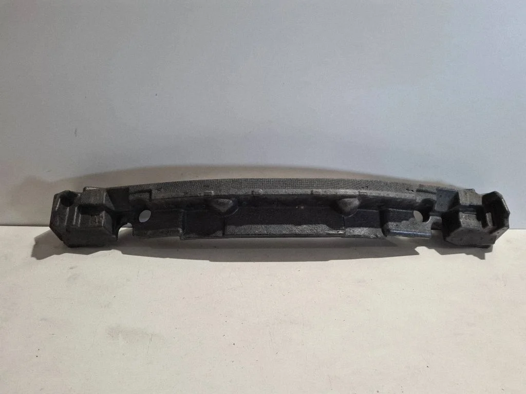 Front bumper foam support bar 5261148181