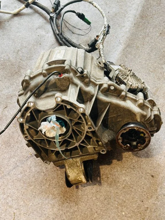 Gearbox transfer box case HPLA7K780AD
