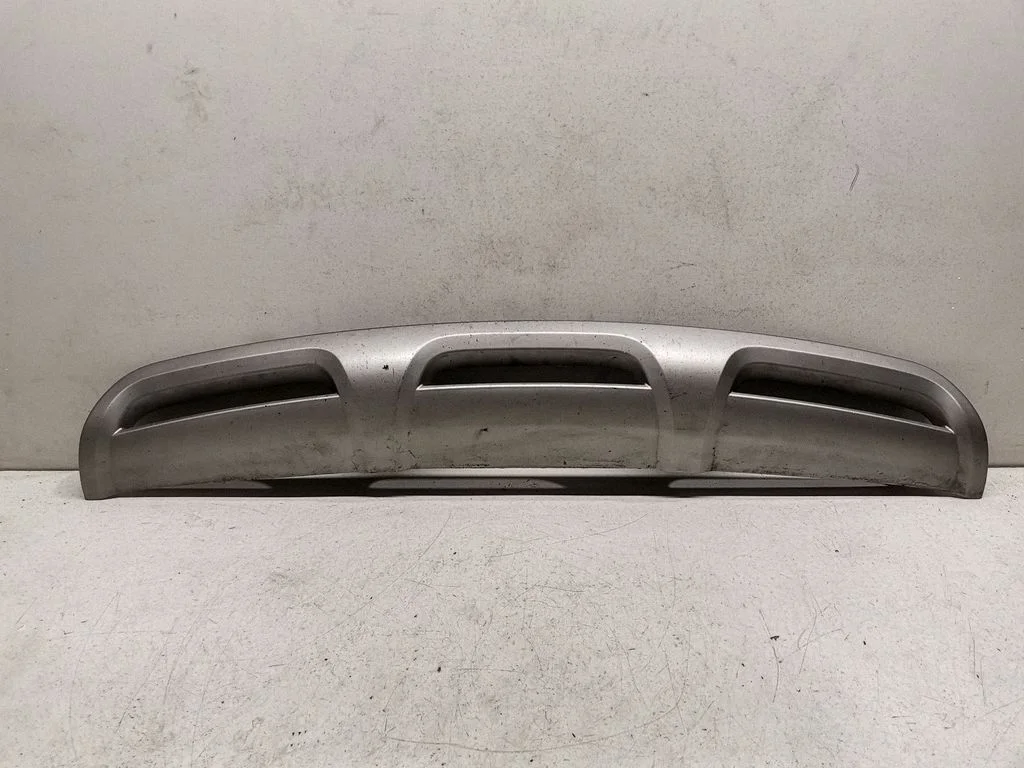 Front bumper lip 865652W000