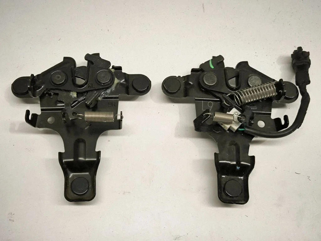 Engine bonnet/hood lock/catch – Lexus RX 450H (2016-)