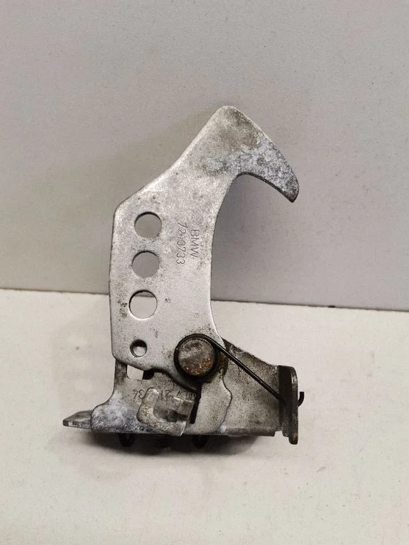 Zamek maski – BMW X3 F25 (2010-2017)