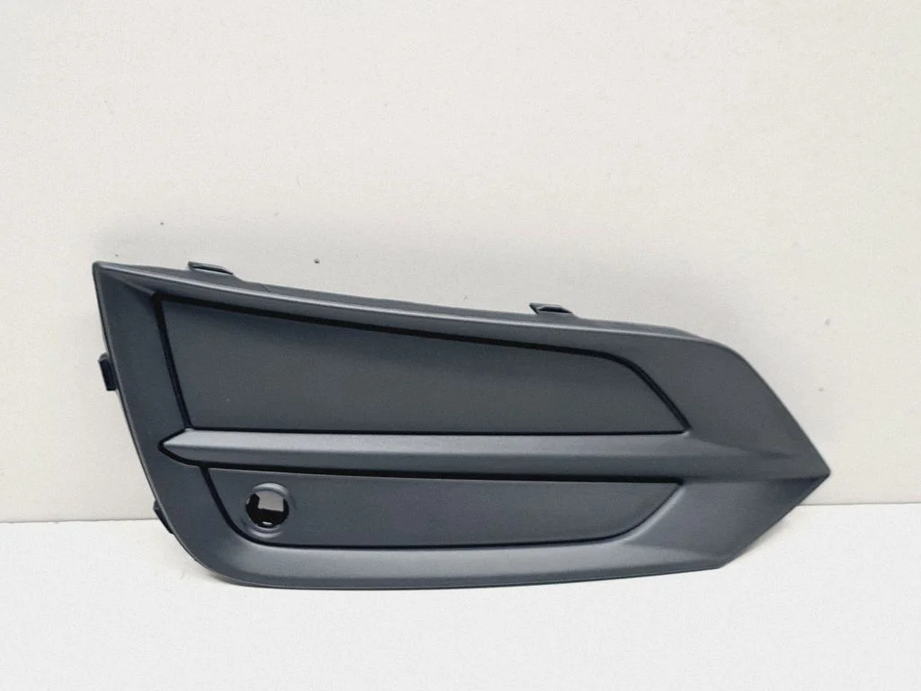 Front fog light trim/grill 31425187