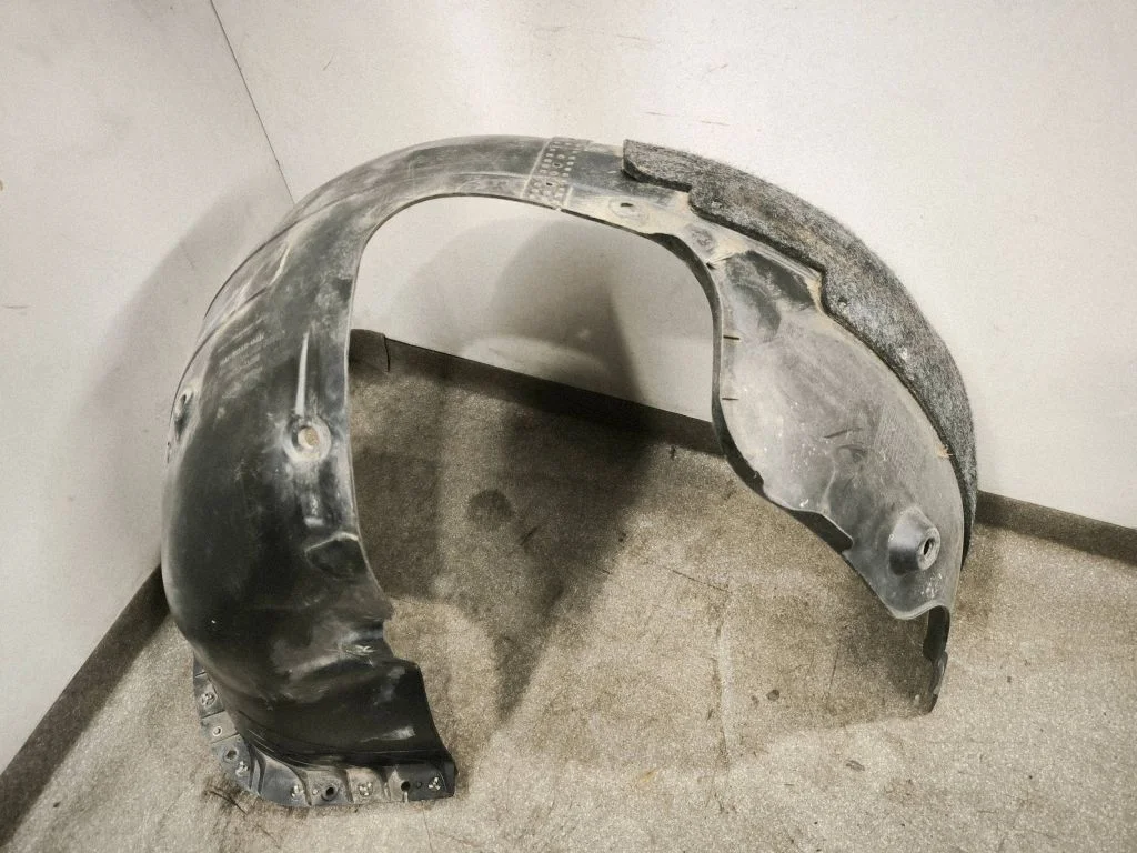 Front wheel arch liner splash guards 86812G2000